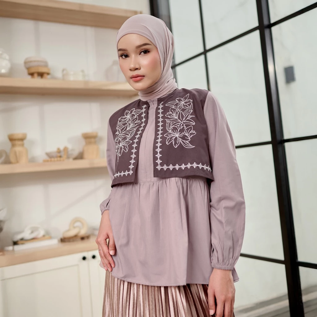 Zaskia Mecca Runa Blouse Kemeja Wanita Primadona Series Lilya Puspita - Image 3
